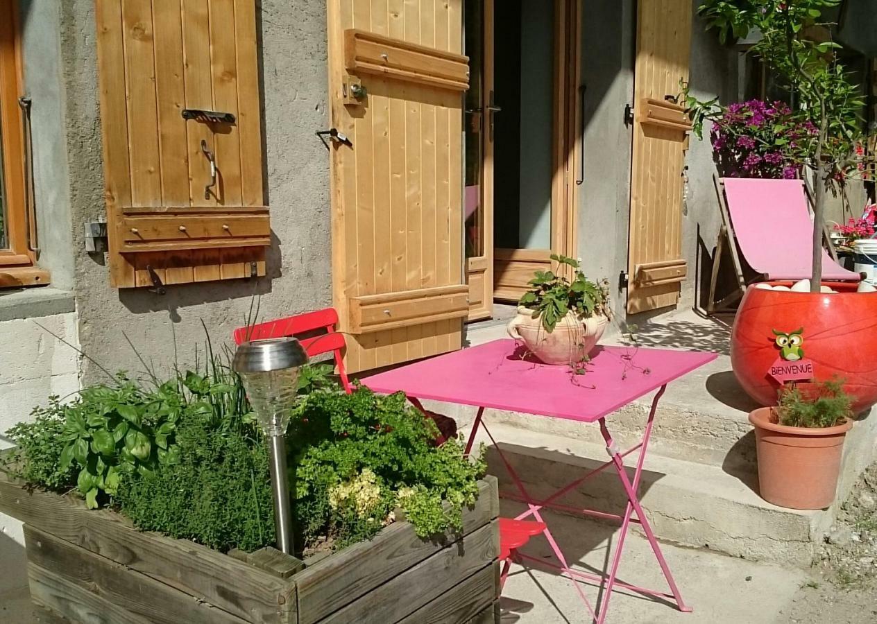 Ferme Familiale Chez Lili Villa Alex Eksteriør bilde