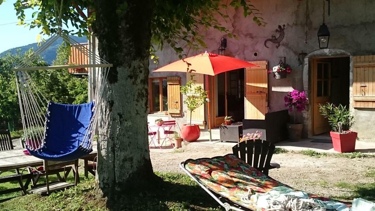 Ferme Familiale Chez Lili Villa Alex Eksteriør bilde