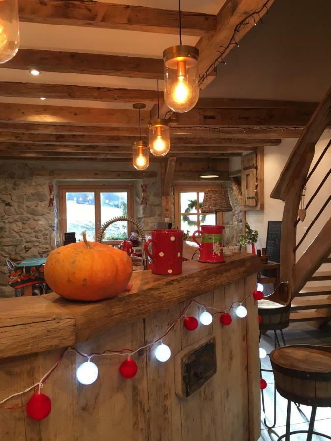 Ferme Familiale Chez Lili Villa Alex Eksteriør bilde