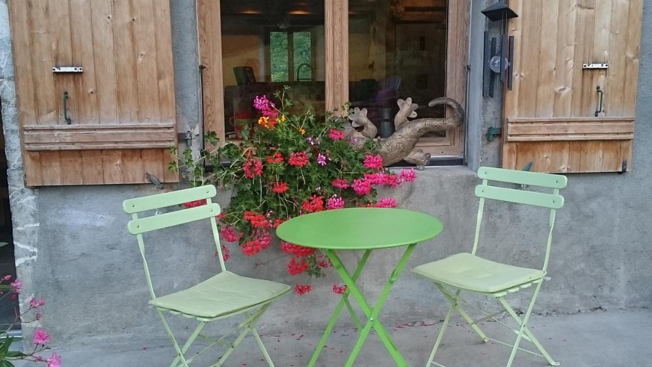 Ferme Familiale Chez Lili Villa Alex Eksteriør bilde
